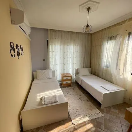 Private On Center. Villa