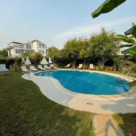 Private On Center. Villa *